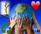 Dünya Günü, 22 Nisan. Mutlu bir dünya, geri dönüşüm bir dünya ve sevgi ortamı için